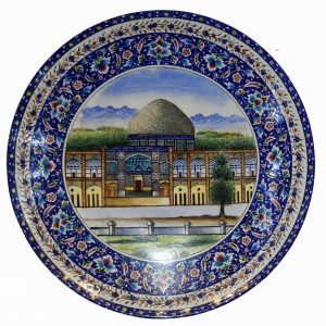 بشقاب-25-سانتی-ابنیه-مسجد-شیخ-لطف-الله-و-گل-و-خطایی-دو-حاشیه-مینا-کاری-شده-13 بشقاب میناکاری