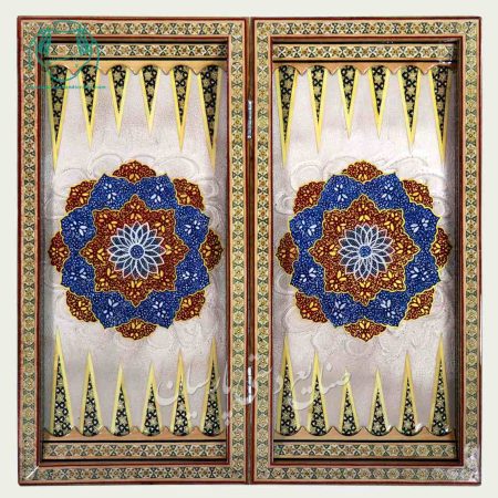 داخل تخته نرد پارسیان اصفهان خاتم و صدف و نقاشی تذهیب