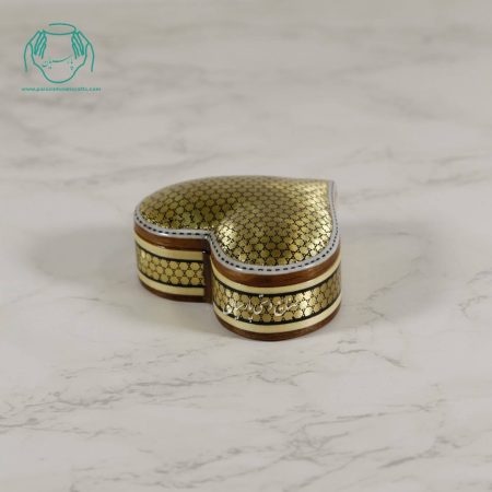 جاجواهراتی طرح قلب خاتم کندویی پرسیم