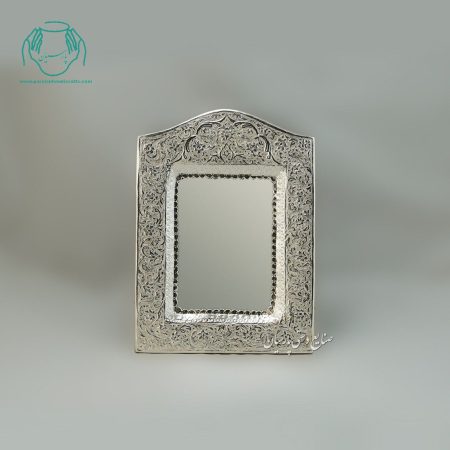 آیینه مستطیل کوچک
